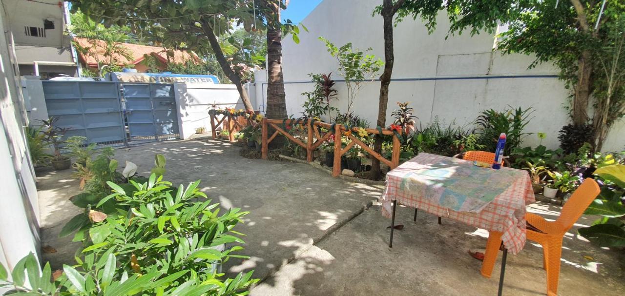 Вилла House For Rent Iloilo Arevalo Экстерьер фото